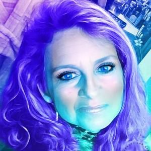 Meet your Posher, Carmen